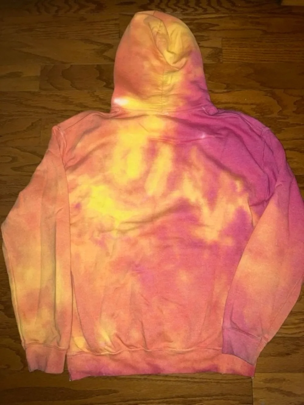 Zine tie-dye hoodie